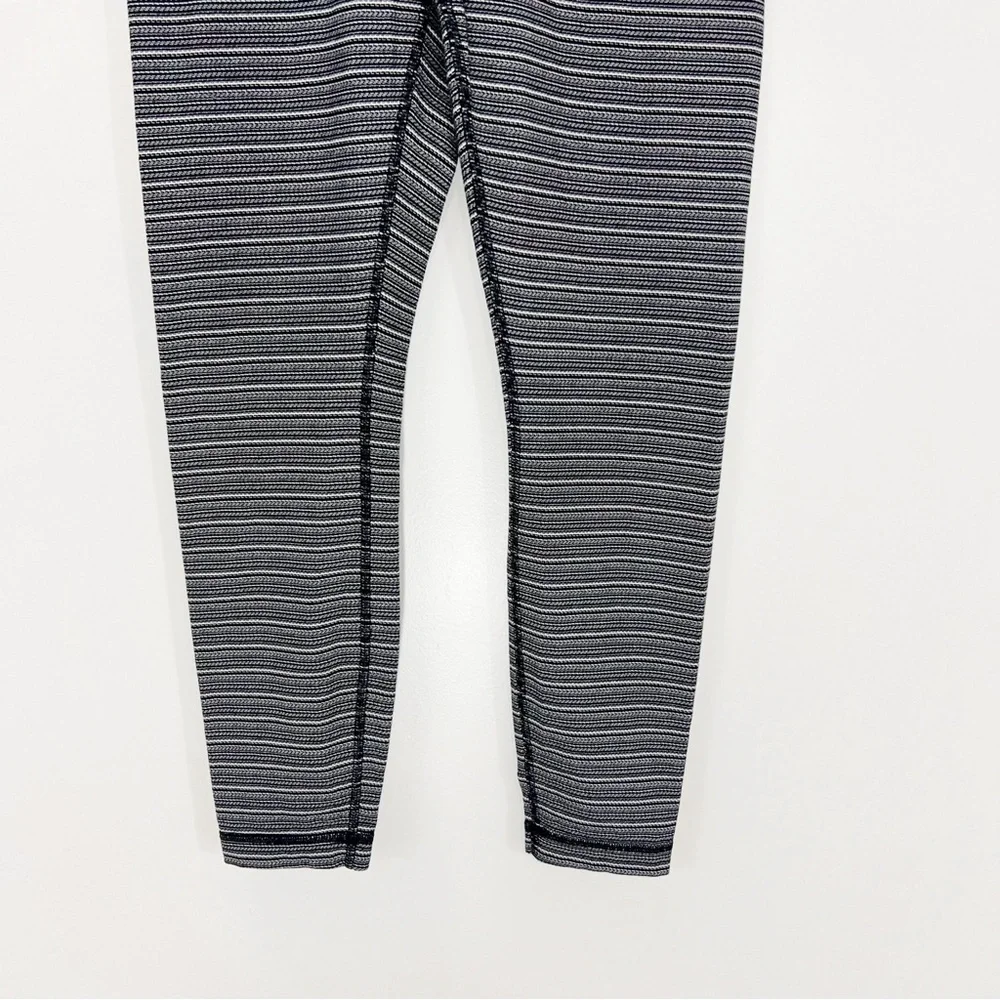 Lululemon High Times Pant Textured Stripe Black Deep Coal Size 6 - Picture 4 of 8